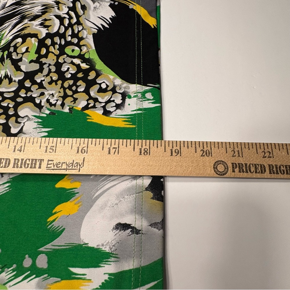 Womens Size Large Green, Yellow, Black, White Swirl Pattern Stretchy Top N Touch - Picture 11 of 14